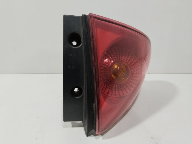 Recambio de piloto trasero izquierdo para seat altea (5p1) 2.0 tdi referencia OEM IAM 5P0945111F  