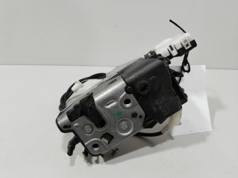 Recambio de cerradura puerta trasera izquierda para peugeot 308 sport referencia OEM IAM PSA567165  