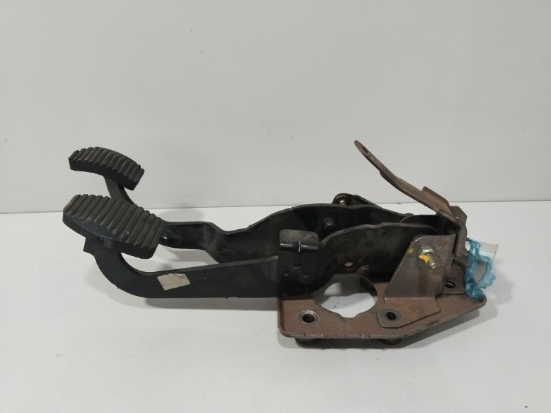 Recambio de pedal embrague para citroën xsara picasso 1.6 16v sx top referencia OEM IAM 09143002H  