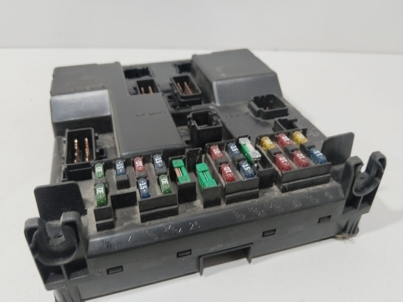 Recambio de caja reles / fusibles para peugeot 307 (3a/c) 2.0 hdi 90 referencia OEM IAM 9651197080A  