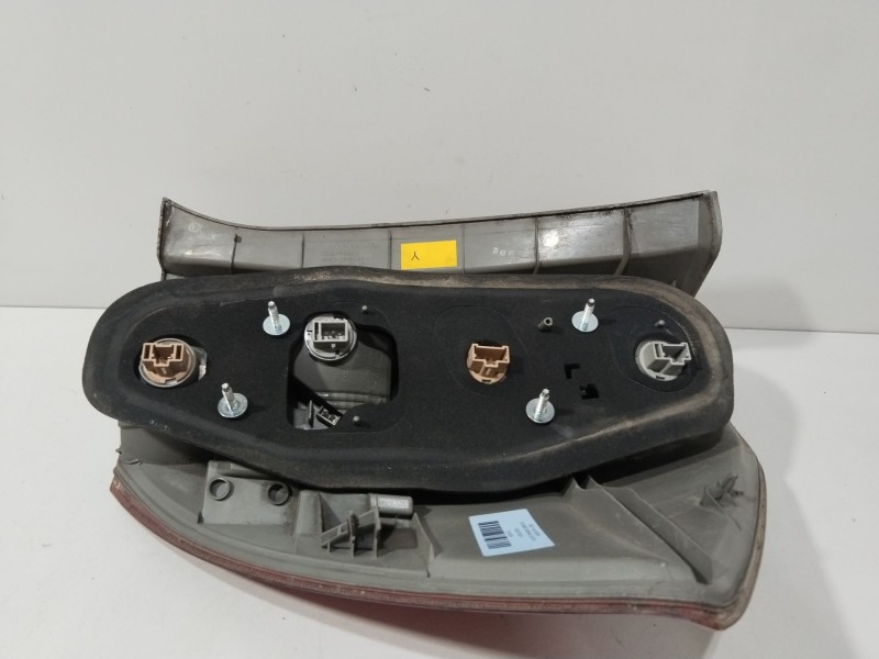 Recambio de piloto trasero derecho para honda fr-v (be) 1.8 (be1) referencia OEM IAM 33551SJDE01  