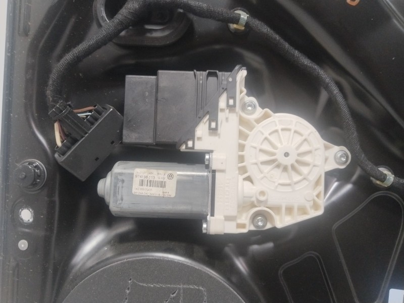 Recambio de elevalunas trasero derecho para volkswagen passat b6 (3c2) 1.6 fsi referencia OEM IAM 1K0959704P  