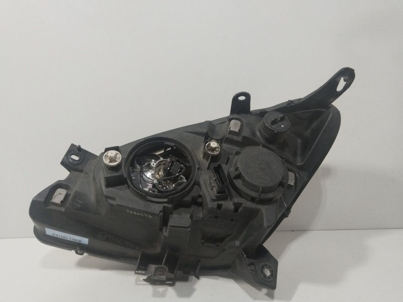 Recambio de faro derecho para citroën c5 berlina 2.0 hdi premier referencia OEM IAM 6205X2  