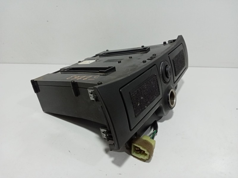 Recambio de posa vasos para ssangyong rodius i 2.7 xdi referencia OEM IAM 765302100  