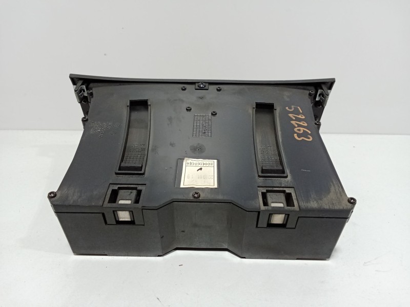 Recambio de posa vasos para ssangyong rodius i 2.7 xdi referencia OEM IAM 765302100  