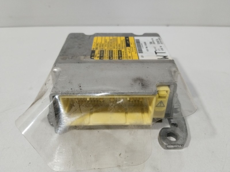 Recambio de centralita airbag para toyota yaris (_p9_) 1.0 vvt-i (ksp90_) referencia OEM IAM 220749101  