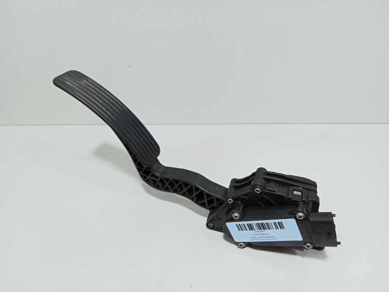 Recambio de pedal acelerador para ssangyong rodius i 2.7 xdi referencia OEM IAM 2055008D10  