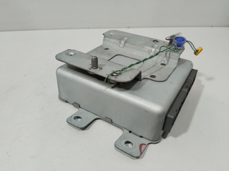 Recambio de modulo electronico para ssangyong rodius i 2.7 xdi referencia OEM IAM 8716121101  