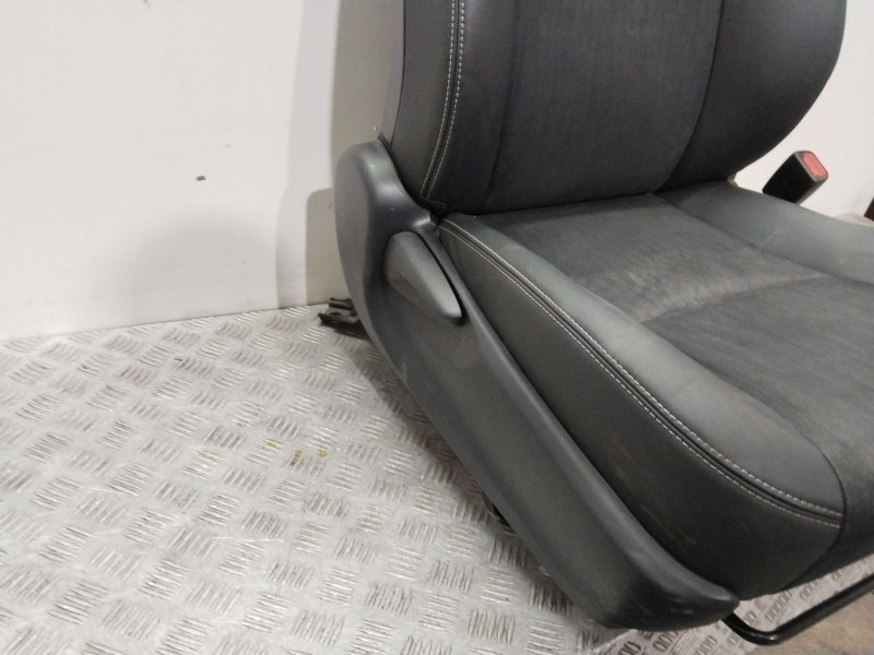 Recambio de asiento delantero derecho para toyota prius (_w3_) 1.8 hybrid (zvw3_) referencia OEM IAM   