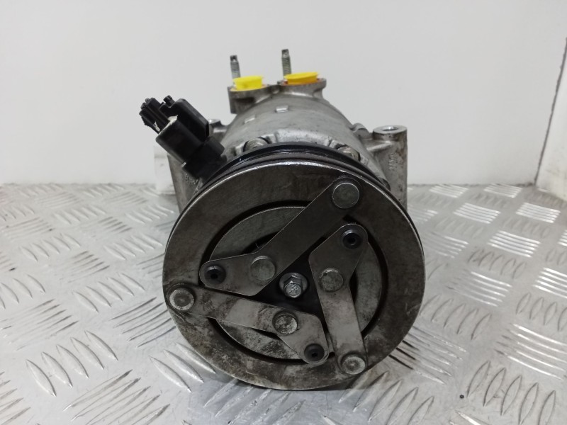 Recambio de compresor aire acondicionado para ford focus berlina (cap) ghia referencia OEM IAM AV6119D629CC  