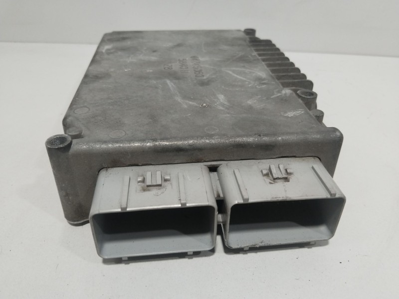 Recambio de centralita motor uce para chrysler sebring (jr) 2.0 referencia OEM IAM 04896786AC  