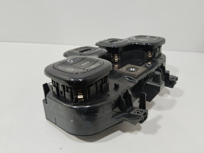 Recambio de mando calefaccion / aire acondicionado para fiat panda (312_, 319_) 1.2 (312pxa1a) referencia OEM IAM 735575648  