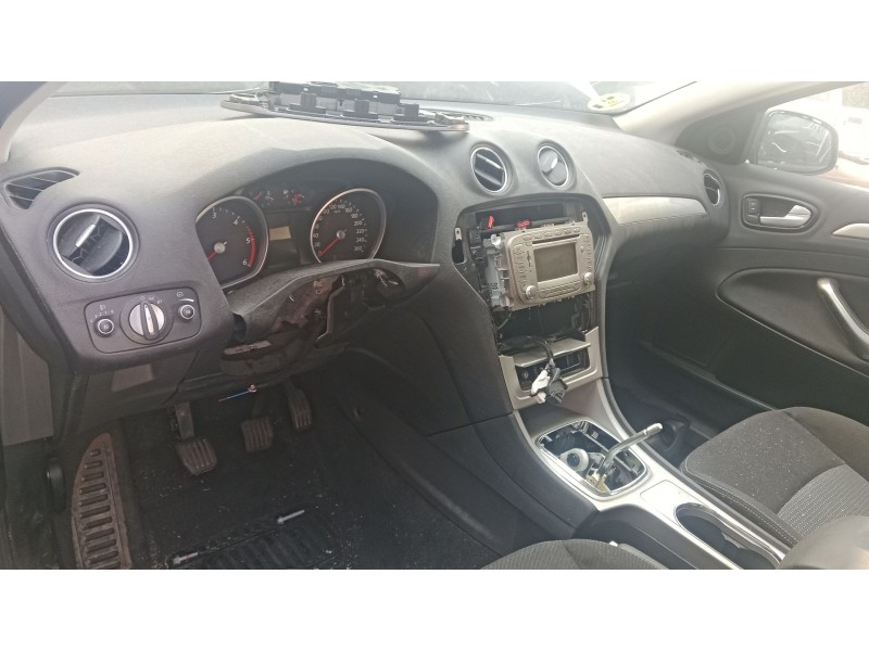 ford mondeo iv sedán (ba7) del año 2010