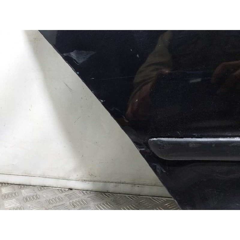 PUERTA TRASERA DERECHA 41527034154 NEGRA  - imagen 2