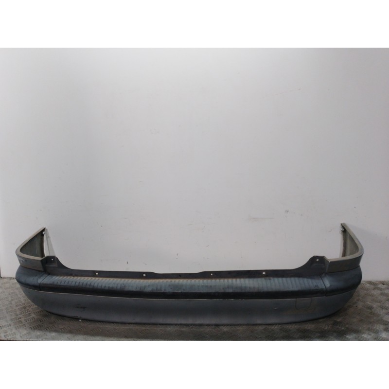 PARAGOLPES TRASERO 13362604 GRIS  - imagen 4