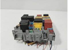 Recambio de caja reles / fusibles para fiat doblo furgoneta/monovolumen (223_) 1.3 d multijet referencia OEM IAM 51867698   2
