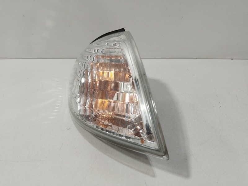 Recambio de piloto delantero derecho para nissan almera ii (n16) 1.8 referencia OEM IAM 26130BM415  