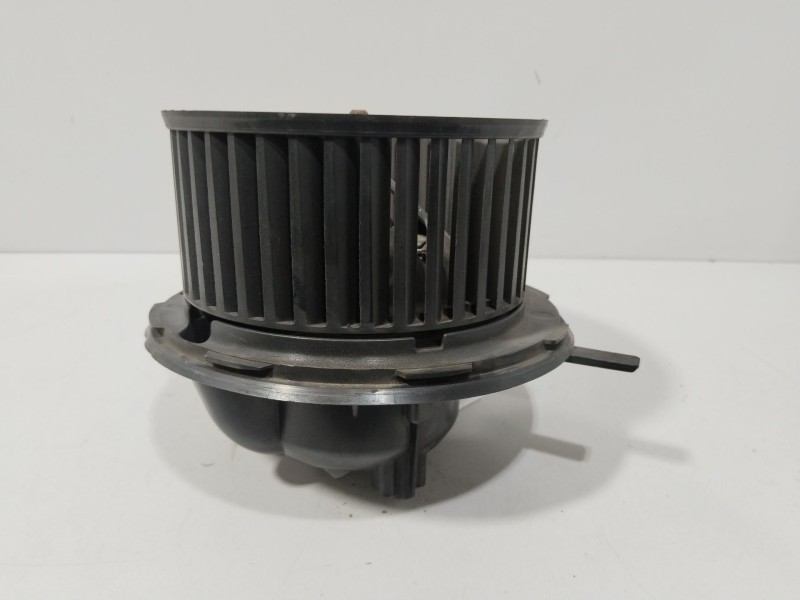 Recambio de motor calefaccion para volkswagen golf v (1k1) 2.0 tdi 16v referencia OEM IAM 3C1820015G  