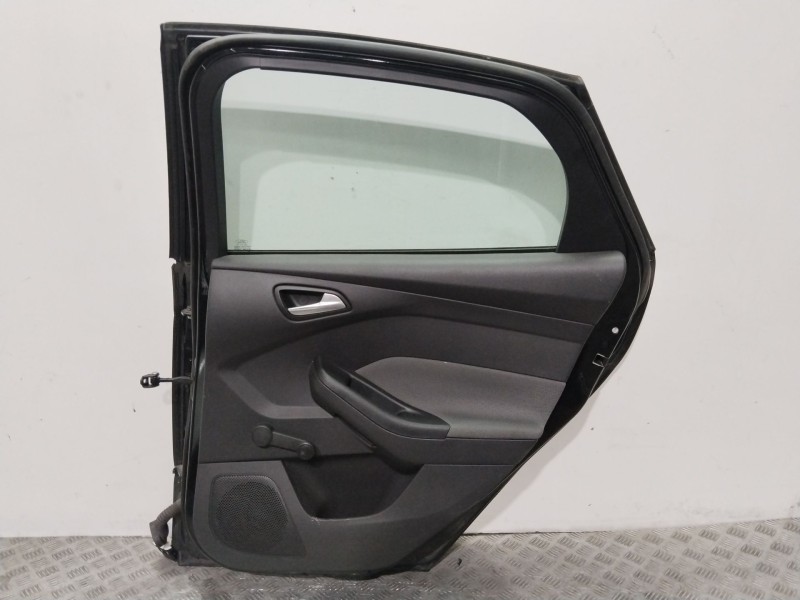 Recambio de puerta trasera derecha para ford focus iii 1.6 tdci referencia OEM IAM 2172759  