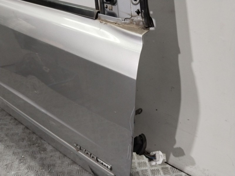 Recambio de puerta delantera derecha para ssangyong kyron 2.0 xdi referencia OEM IAM 6202109106  