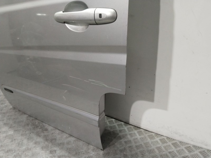Recambio de puerta delantera izquierda para mercedes-benz viano (w639) cdi 3.0 (639.811, 639.813, 639.815) referencia OEM IAM 63