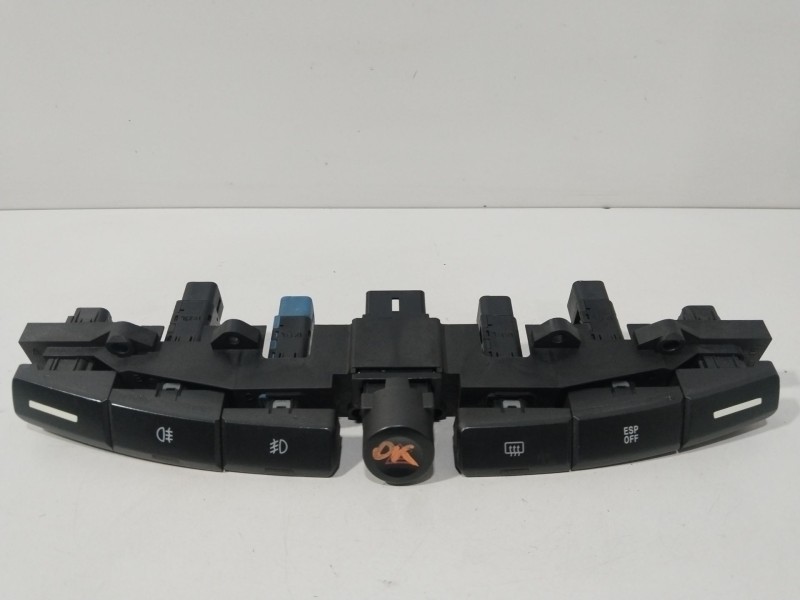 Recambio de warning para ssangyong rodius i 2.7 xdi referencia OEM IAM 8523021323HCH  