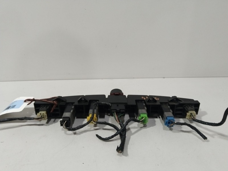 Recambio de warning para ssangyong rodius i 2.7 xdi referencia OEM IAM 8523021321HCH  