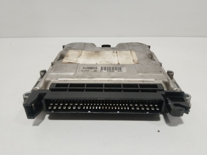 Recambio de centralita motor uce para peugeot 406 (8b) 2.2 hdi referencia OEM IAM 0281010370  