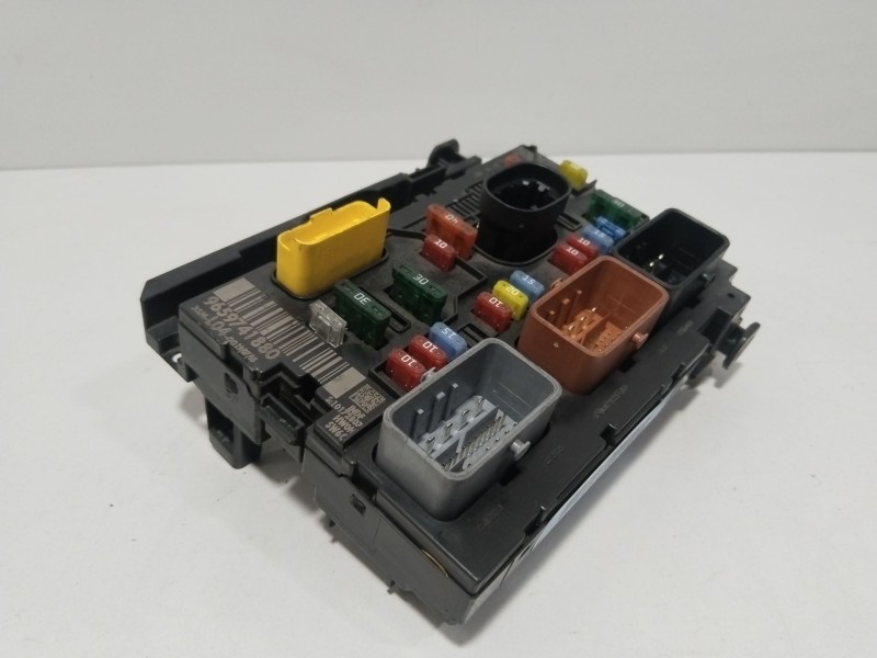 Recambio de caja reles / fusibles para peugeot 307 sw (3h) 1.6 16v referencia OEM IAM 9659741880  