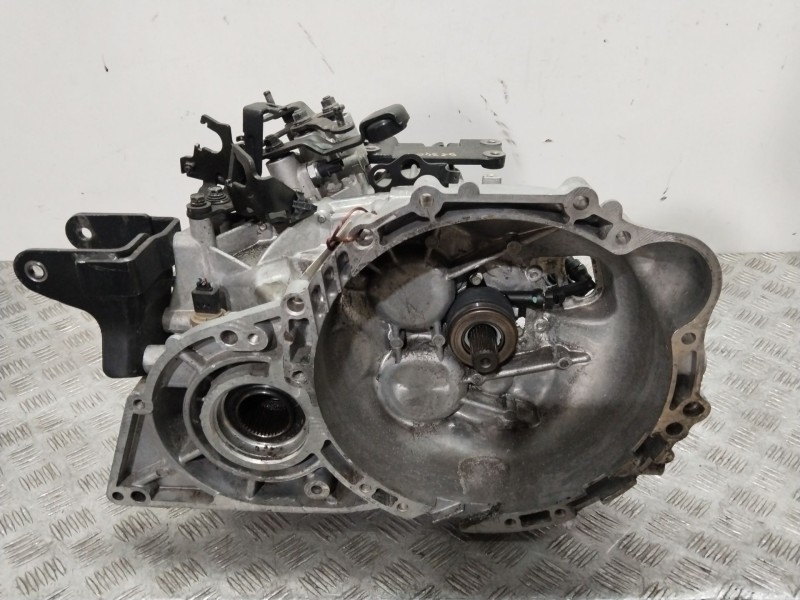 Recambio de caja cambios para hyundai tucson (jm) 2.0 crdi referencia OEM IAM S514JE  