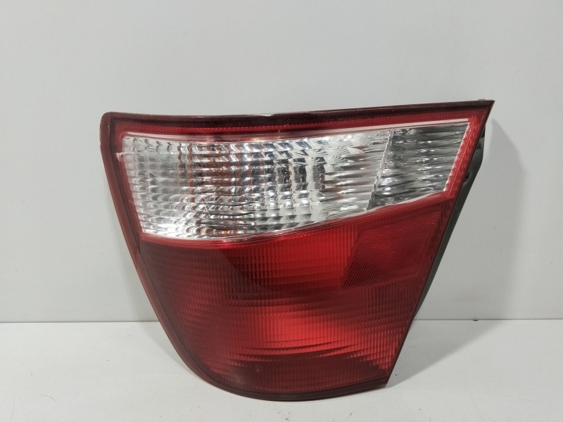 Recambio de piloto trasero derecho para hyundai accent ii (lc) 1.3 referencia OEM IAM 1156NA  