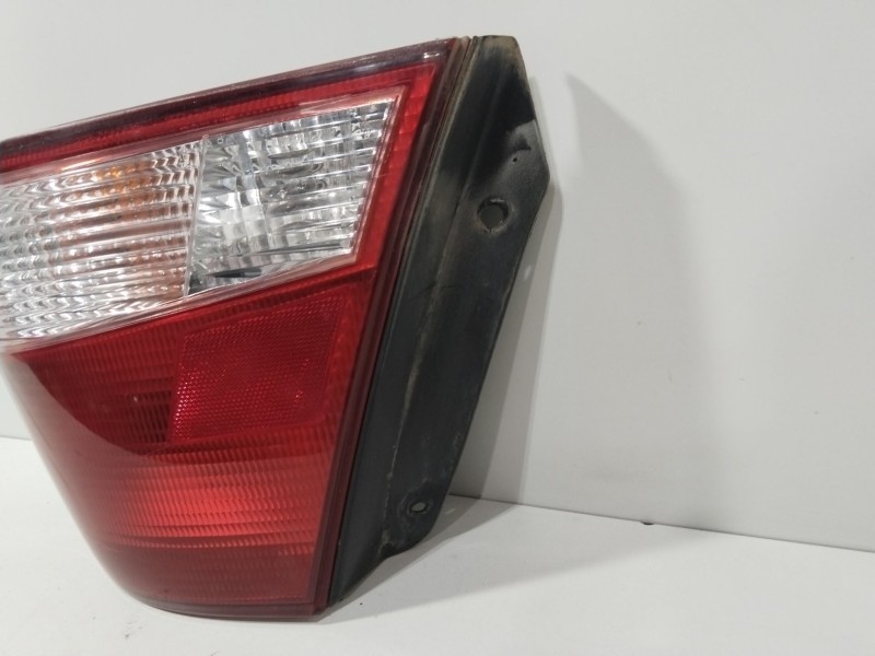 Recambio de piloto trasero derecho para hyundai accent ii (lc) 1.3 referencia OEM IAM 1156NA  