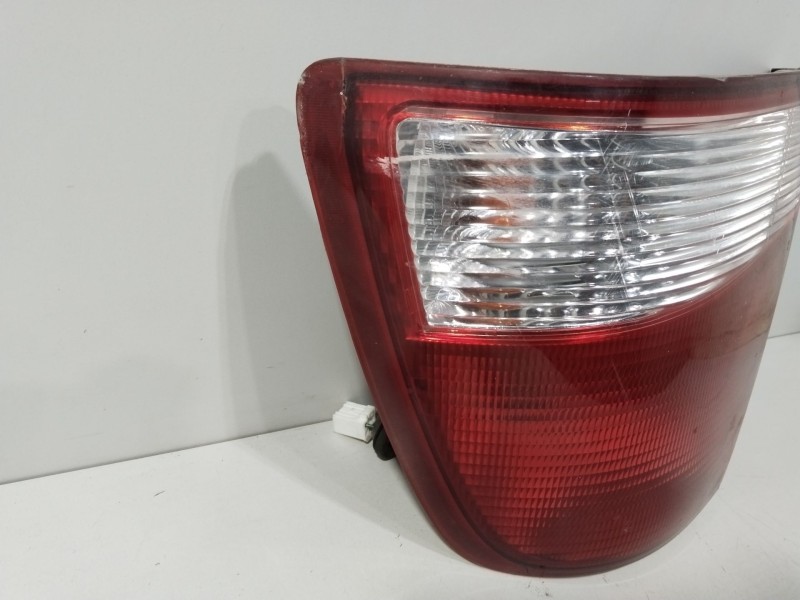 Recambio de piloto trasero derecho para hyundai accent ii (lc) 1.3 referencia OEM IAM 1156NA  