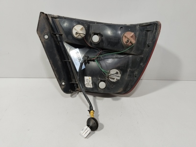 Recambio de piloto trasero derecho para hyundai accent ii (lc) 1.3 referencia OEM IAM 1156NA  