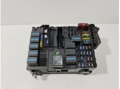 Recambio de caja reles / fusibles para smart city-coupe (450) 0.6 (450.352, 450.353) referencia OEM IAM 0001683V001  