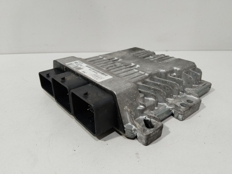 Recambio de centralita motor uce para ford focus iii 1.6 tdci referencia OEM IAM S180133005E  
