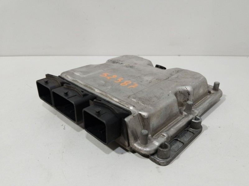 Recambio de centralita motor uce para citroën xsara picasso (n68) 2.0 hdi referencia OEM IAM 0281011084  