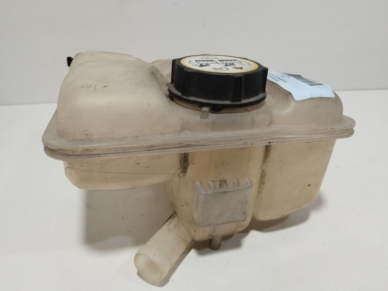 Recambio de deposito expansion para ford focus iii 1.6 tdci referencia OEM IAM 1717754  