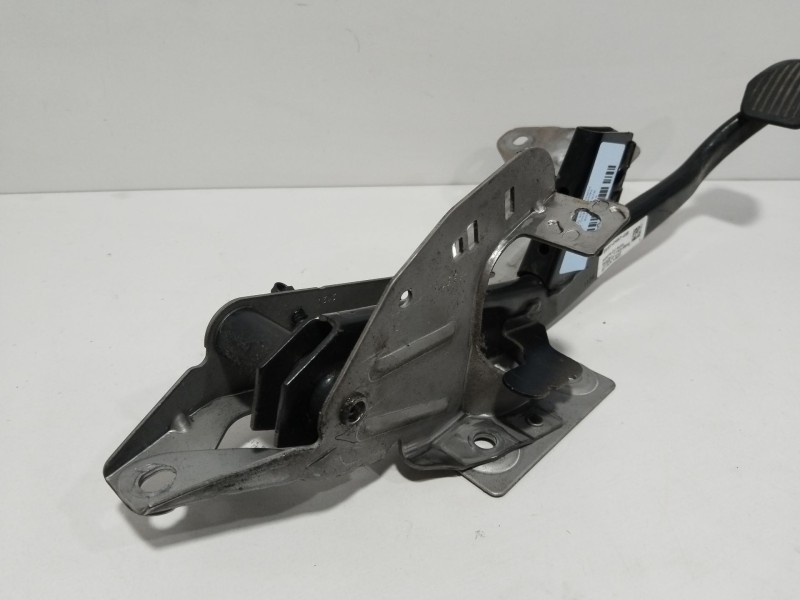Recambio de pedal freno para ford focus iii 1.6 tdci referencia OEM IAM BV612467GB  