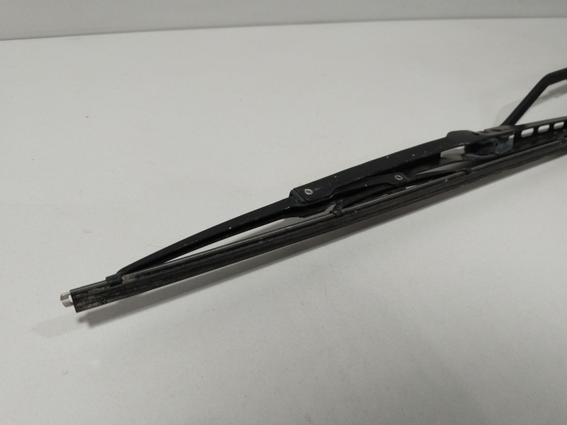 Recambio de brazo limpia delantero derecho para ssangyong kyron 2.0 xdi referencia OEM IAM 7832109000  