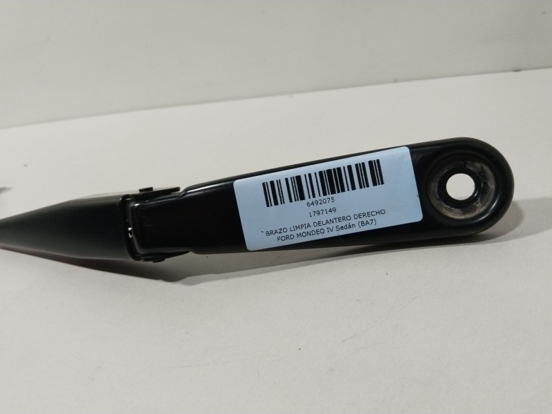 Recambio de brazo limpia delantero derecho para ford mondeo iv sedán (ba7) 2.0 tdci referencia OEM IAM 1797149  