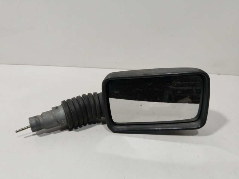 Recambio de retrovisor derecho para fiat uno (146_, 158_) 45 0.9 referencia OEM IAM 8119465  MANUAL