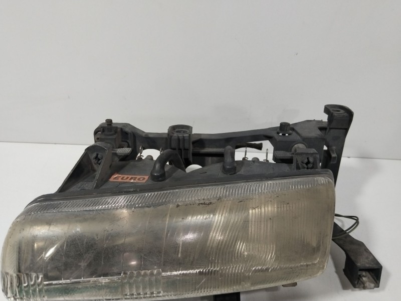 Recambio de faro izquierdo para chrysler vision (lh) 3.5 referencia OEM IAM 4746437  