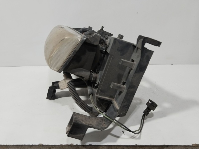 Recambio de faro izquierdo para chrysler vision (lh) 3.5 referencia OEM IAM 4746437  