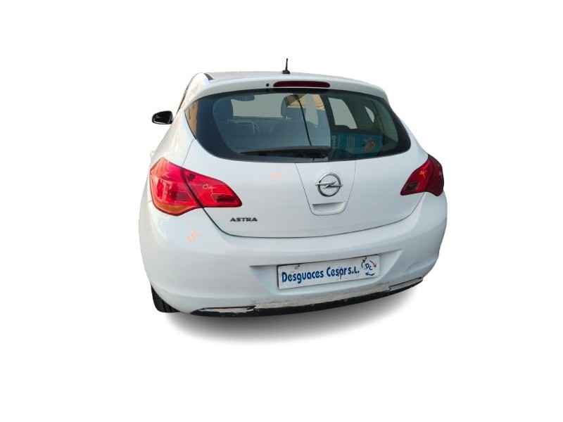opel astra j (p10) del año 2010