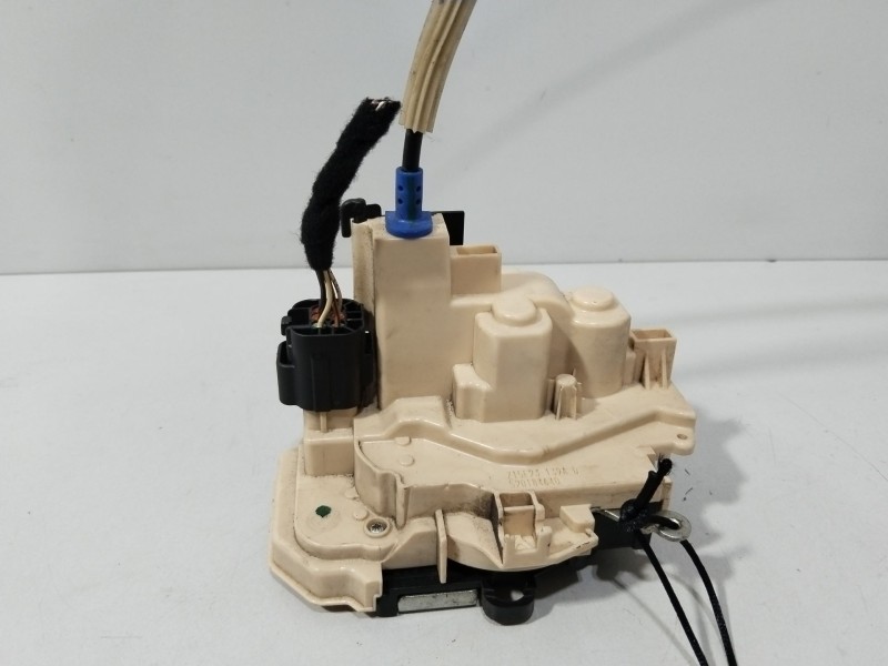 Recambio de cerradura puerta delantera derecha para fiat panda (312_, 319_) 1.2 (312pxa1a) referencia OEM IAM 52018464  