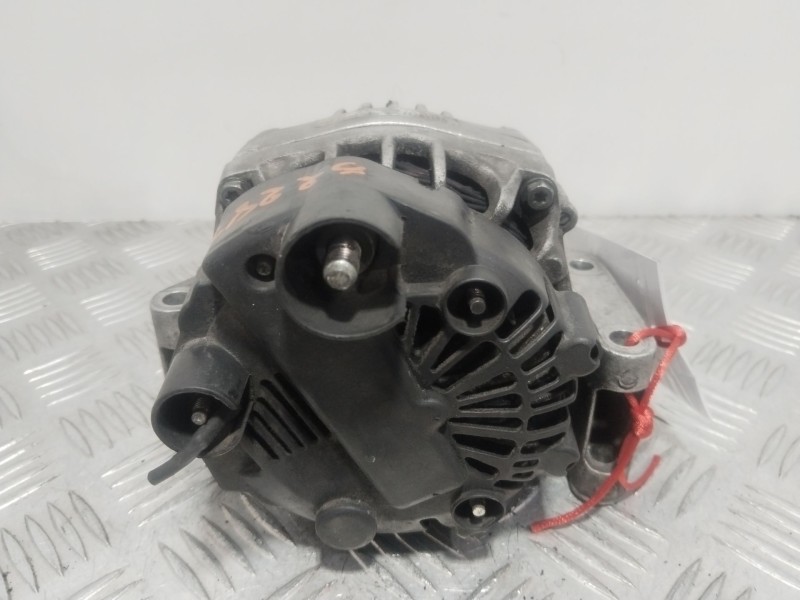 Recambio de alternador para fiat doblo furgoneta/monovolumen (223_) 1.3 d multijet referencia OEM IAM 1204877  