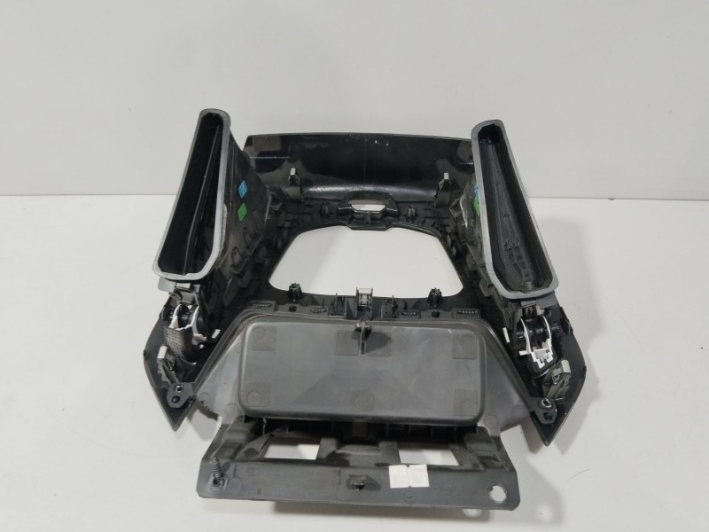 Recambio de consola central para ford transit connect monospace 1.5 tdci referencia OEM IAM DT1118835C  