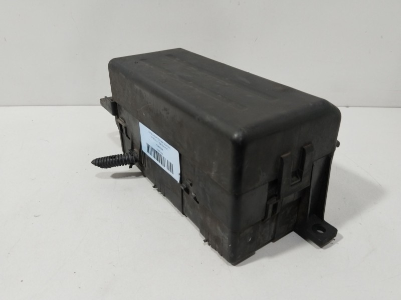 Recambio de caja reles / fusibles para daewoo kalos sedán (klas) 1.4 referencia OEM IAM 96539834  