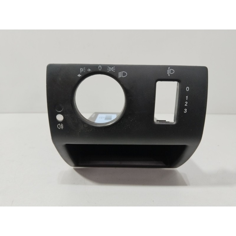 Recambio de moldura para mercedes-benz clase a (w169) a 160 cdi (169.006, 169.306) referencia OEM IAM A1696800665  